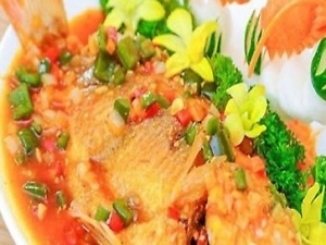 Cá diêu hồng sốt ngũ liễu