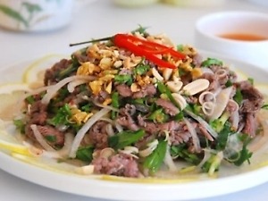 Nộm bò gỏi tái