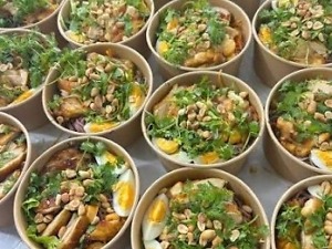 Bún Trộn Má Đùi