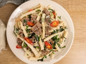 Bò xào măng trúc